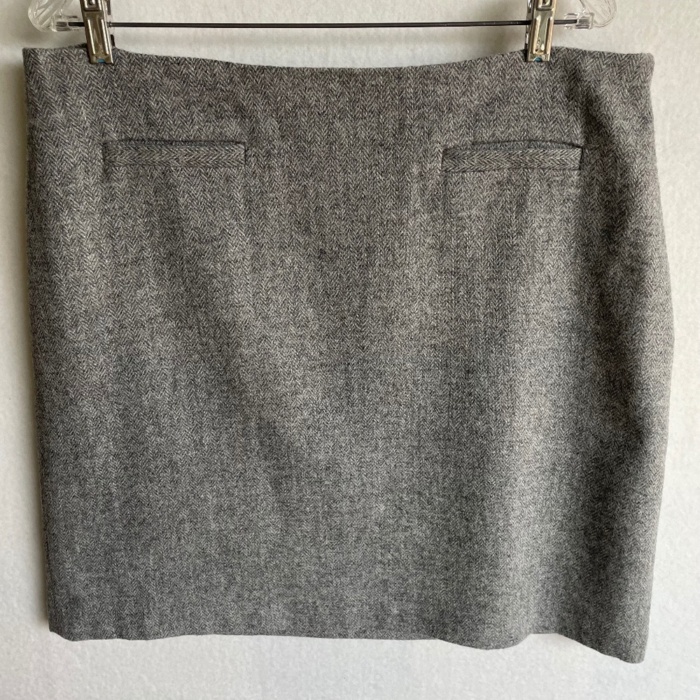 Talbots Wool-blend Fully-lined Pencil Skirt in Herringbone Grey in Size 16